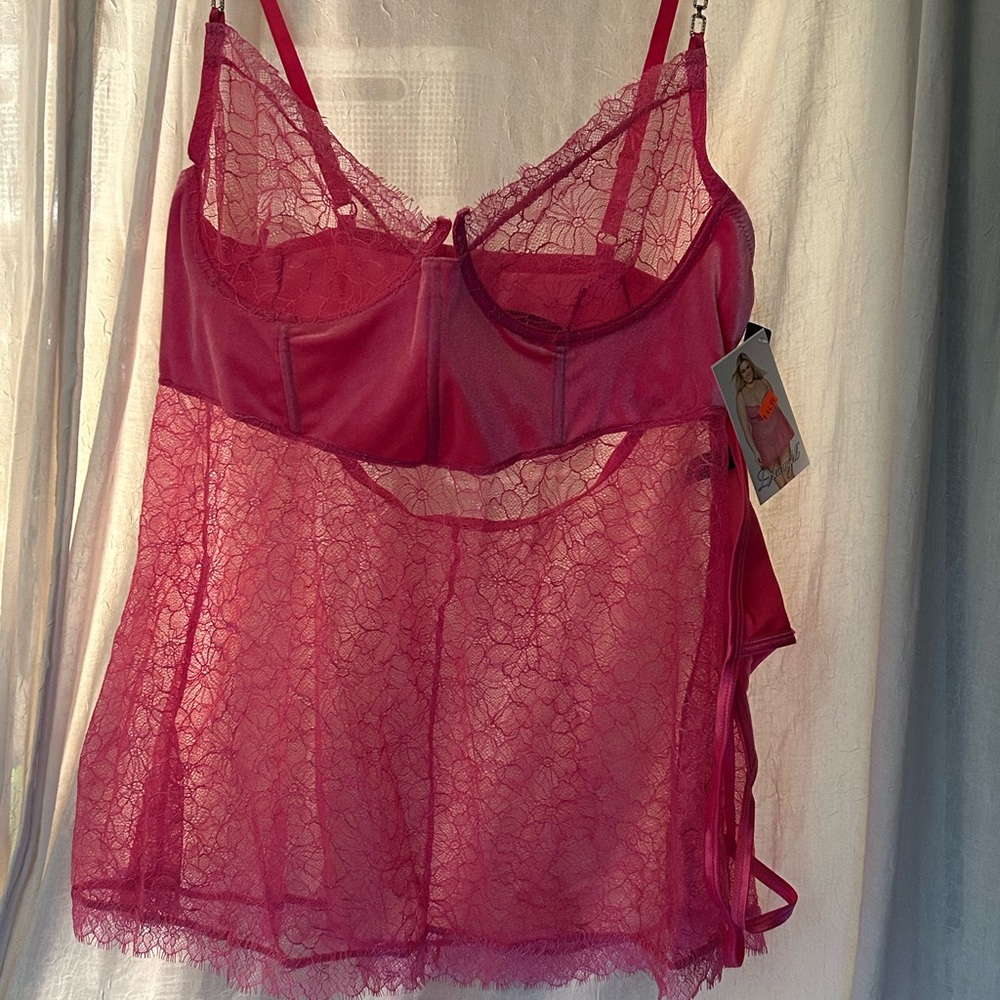 NWT Elegant Lace Babydoll Lingerie in Pink